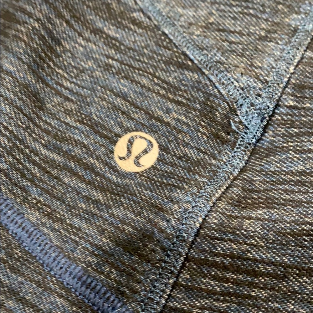Lululemon Jacket - Picture 3 of 4